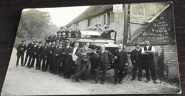 George & Dragon, Houghton, Arundel in July 1914 on an beano outing