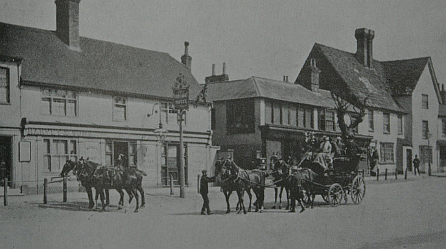 White Hart, High Street, Crawley - circa 1903