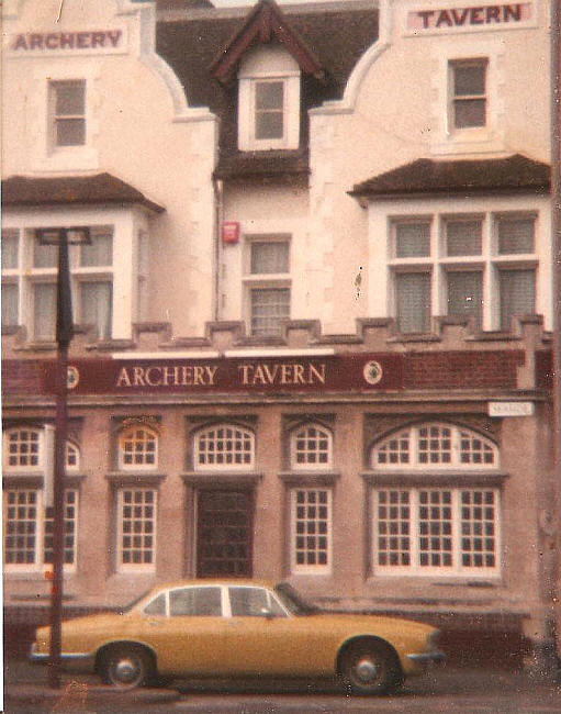 Archery Tavern, Eastbourne - in 1988, and my yellow jaguar