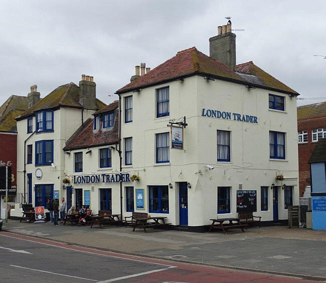 London Trader, 7 East Beach Street, Hastings - in March 2016