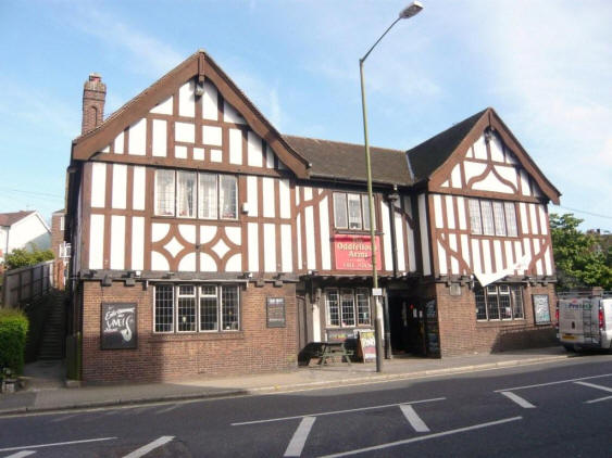 Oddfellows Arms, 397 Old London Road, Ore, Hastings - in May 2009