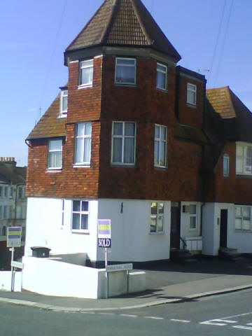 Red House, 1 Emmanuel Road, Hastings - in June 2010 (closed in 1953)