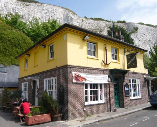 Snowdrop Inn, 119 South Street, Lewes - in May 2009