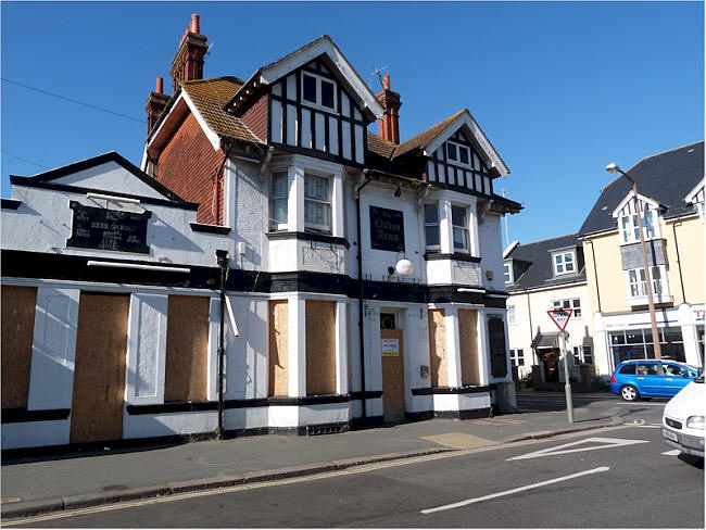 Clifton Arms, 137 Clifton Road, Worthing - in 2010