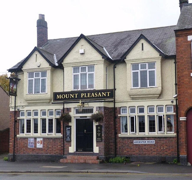 Mount Pleasant Inn, Leicester Road, Bedworth - in October 2013
