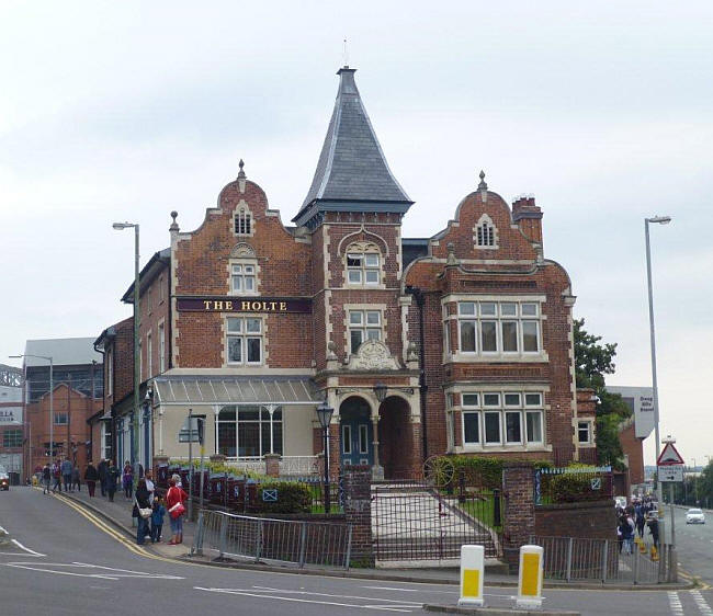 Holte Hotel, Trinity Road, Aston - in September 2014