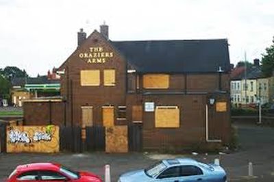 Graziers Arms, Weddington Road, Nuneaton. Now a fast food outlet.