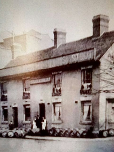 The original Hollybush, Leicester Road, Bond Gate, Nuneaton.