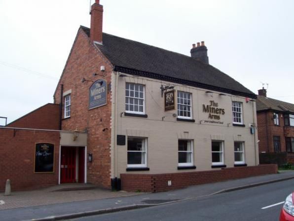 The Miners Arms, Whittleford Road, Nuneaton. Open for business in 2022.