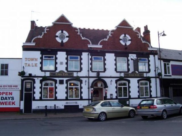 The original Plough & Ball, Abbey Green, Nuneaton., renamed later as the Town Talk, just a few doors away from the Oddfellows and currently closed.
