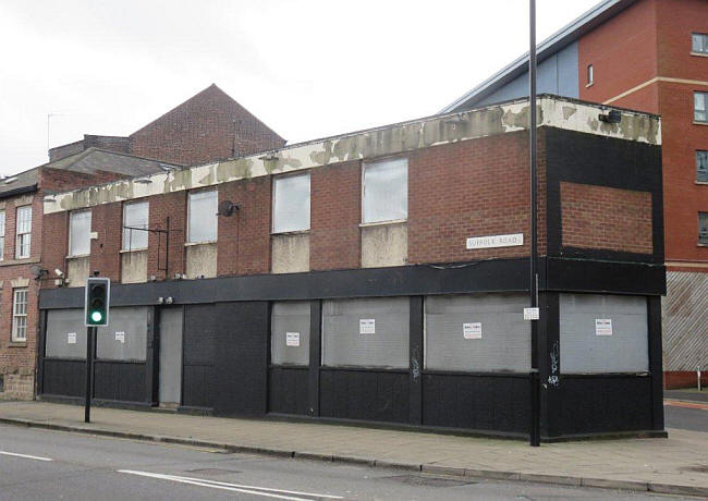 Norfolk Arms, 2 Suffolk Road, Sheffield - in December 2014